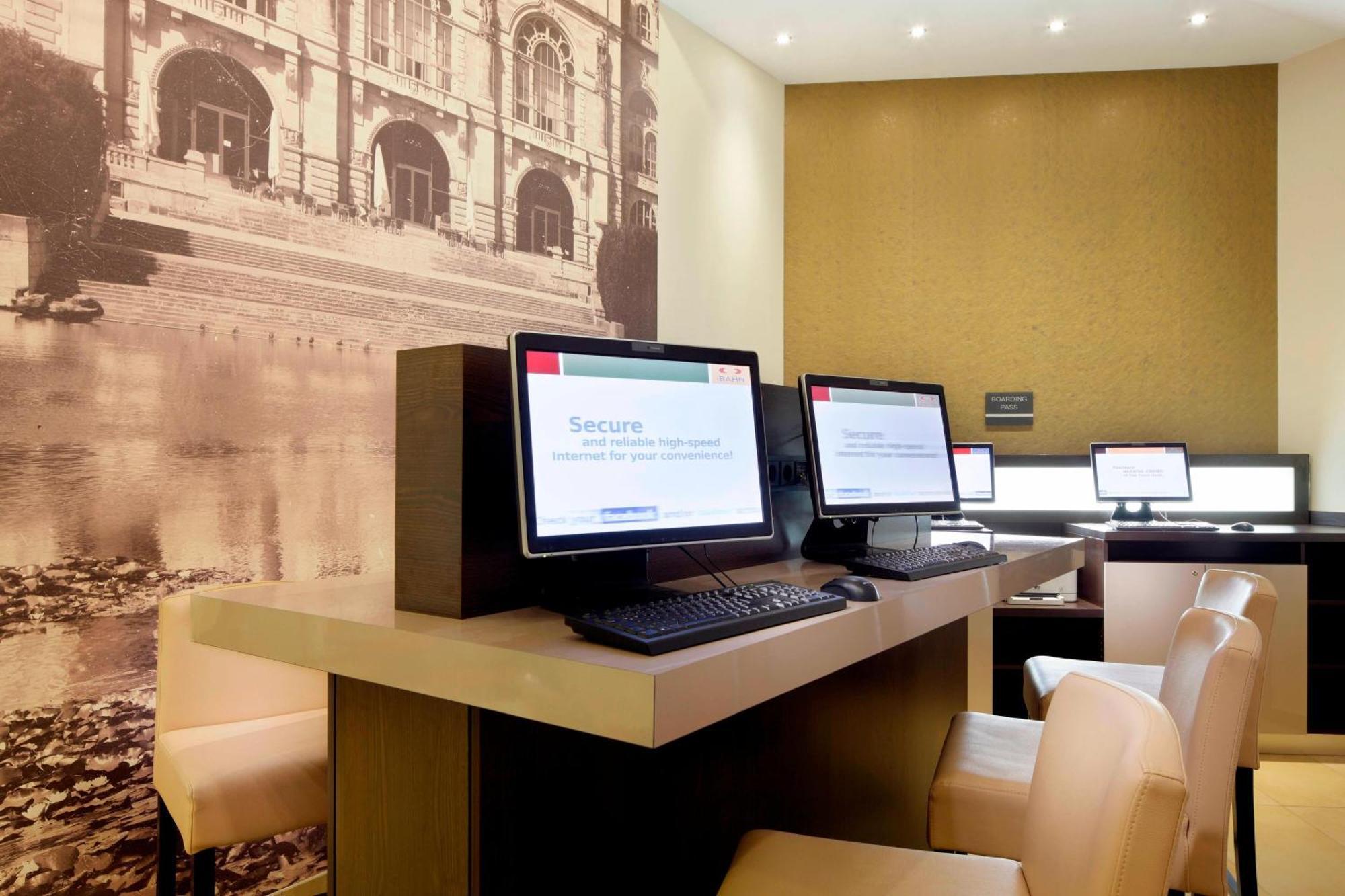 Hotel Courtyard By Marriott Maschsee