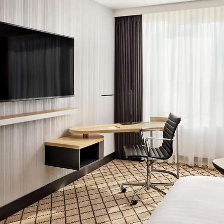 Courtyard By Marriott Hannover Maschsee Exterior photo