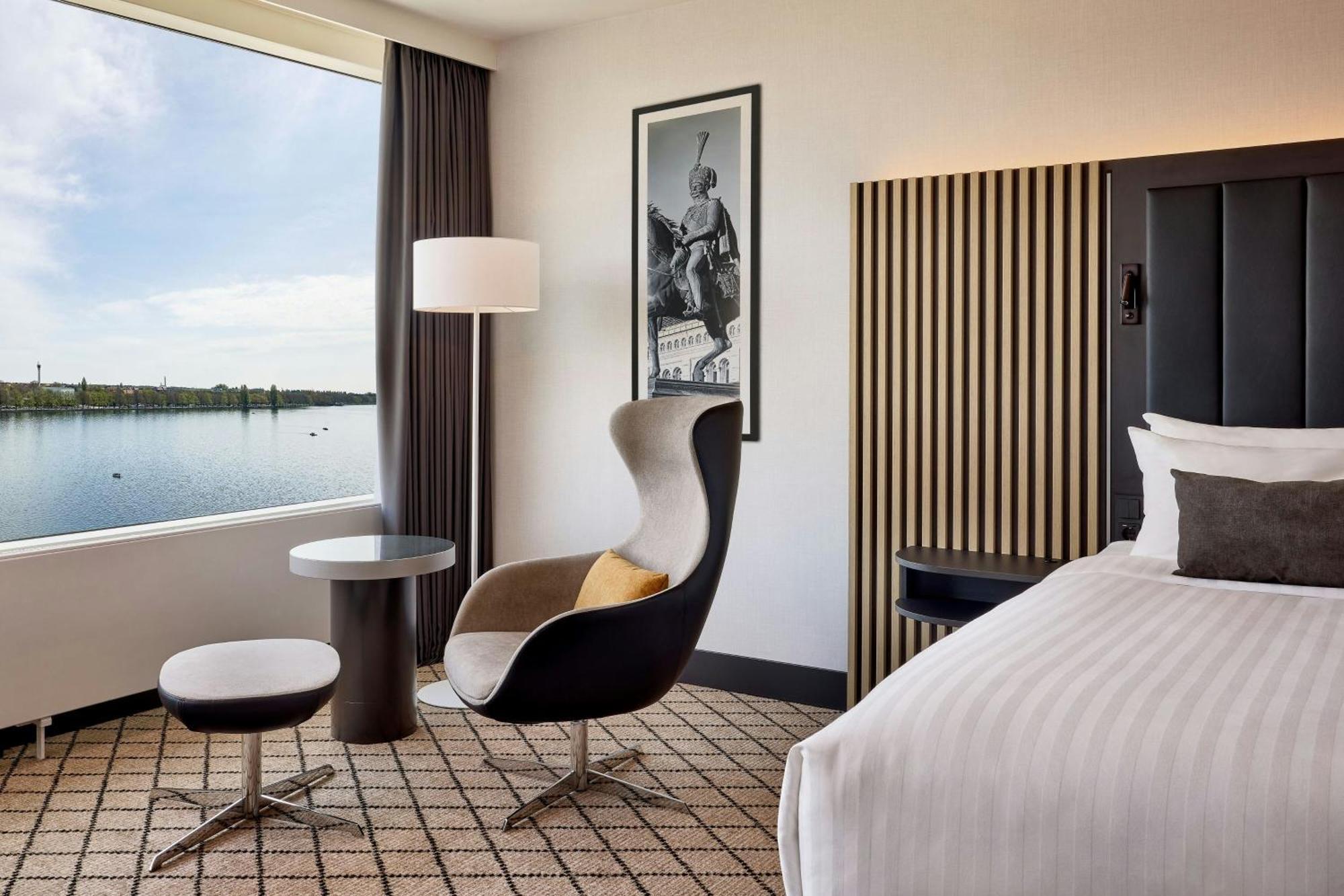 Courtyard By Marriott Maschsee 4* Hannover