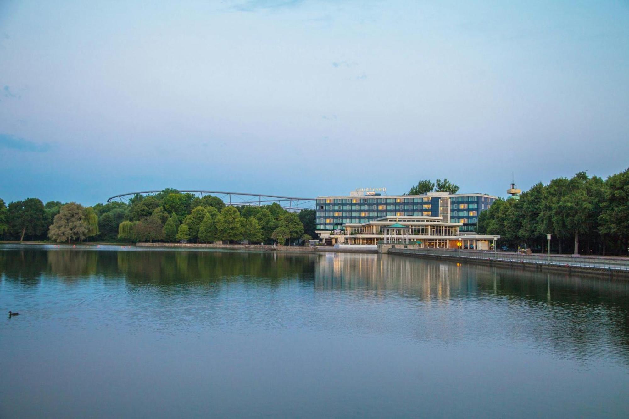 Courtyard By Marriott Maschsee Hotel Hannover