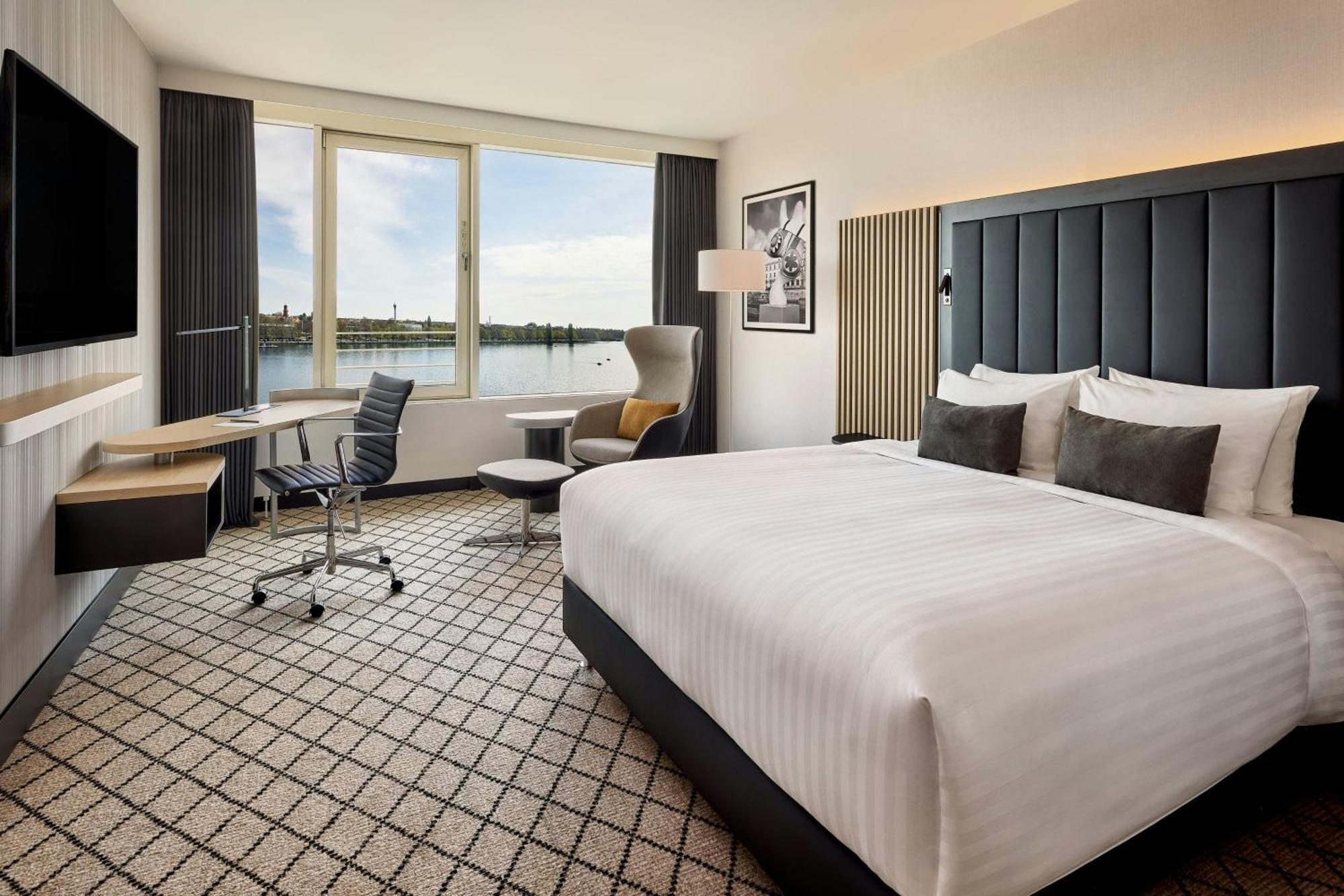 Hotel Courtyard By Marriott Maschsee